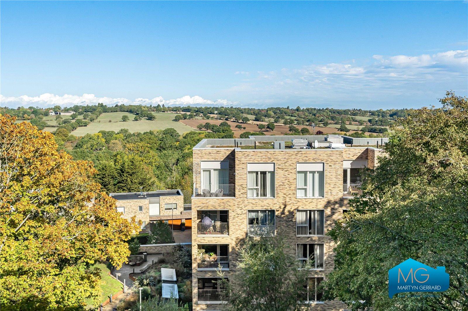 3 bedroom Apartment to rent - Martyn Gerrard