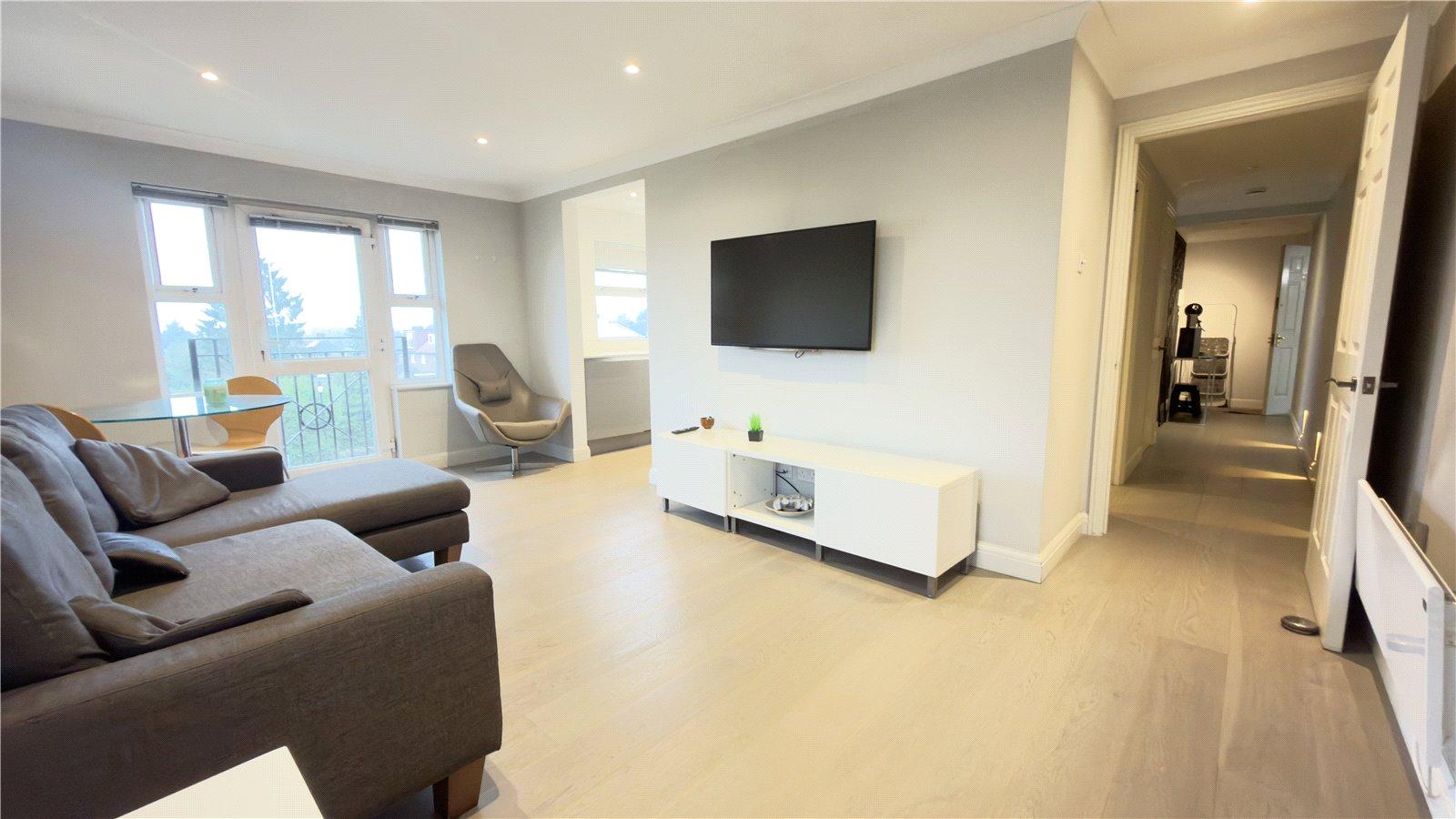 2 bedroom Apartment to rent - Martyn Gerrard