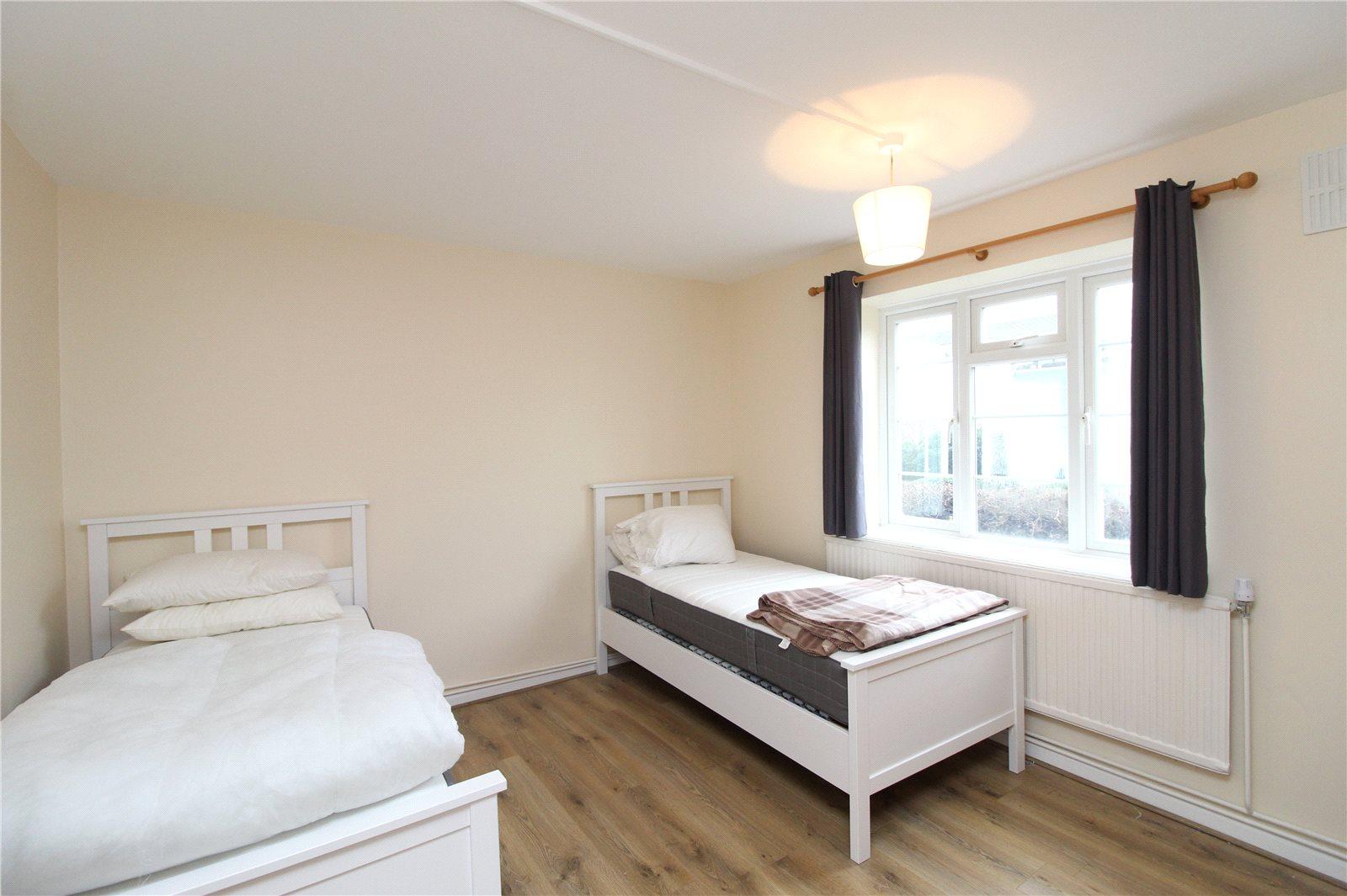 1 bedroom Ground Floor Flat to rent - Martyn Gerrard