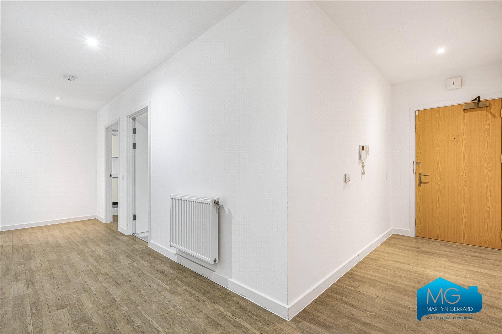 1 bedroom Ground Floor Flat to rent - Martyn Gerrard