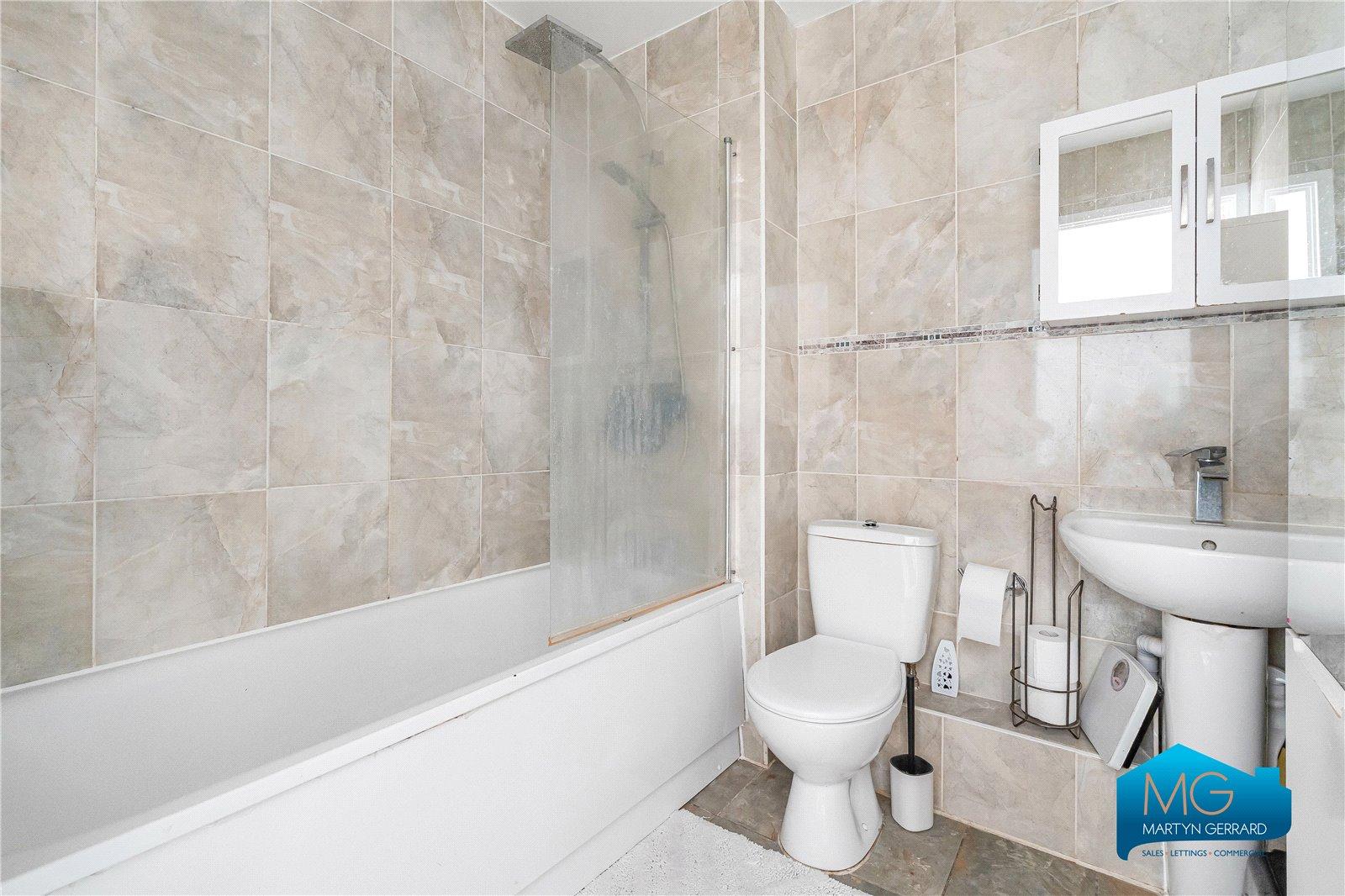 2 bedroom Terraced House to rent - Martyn Gerrard