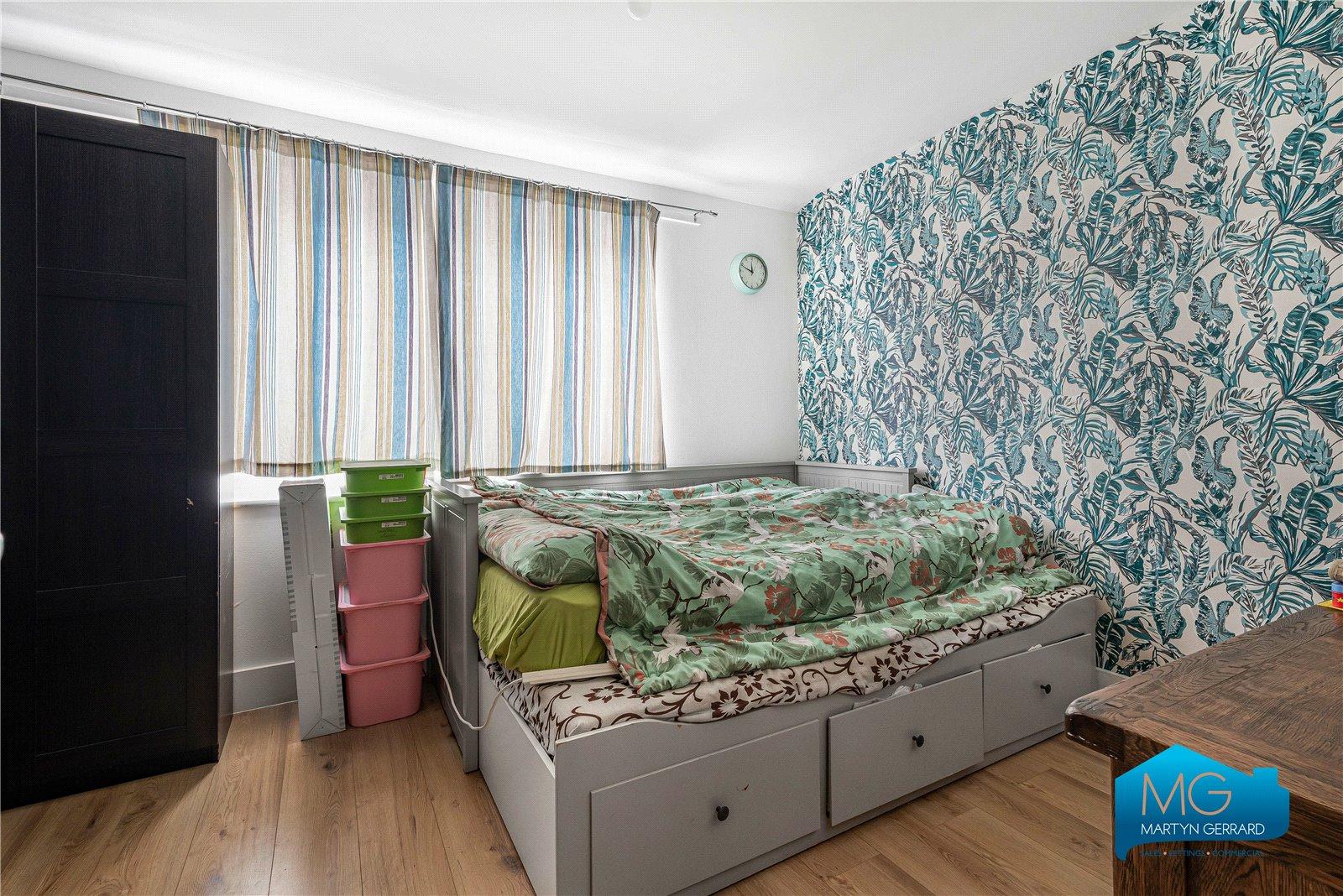 2 bedroom Terraced House to rent - Martyn Gerrard