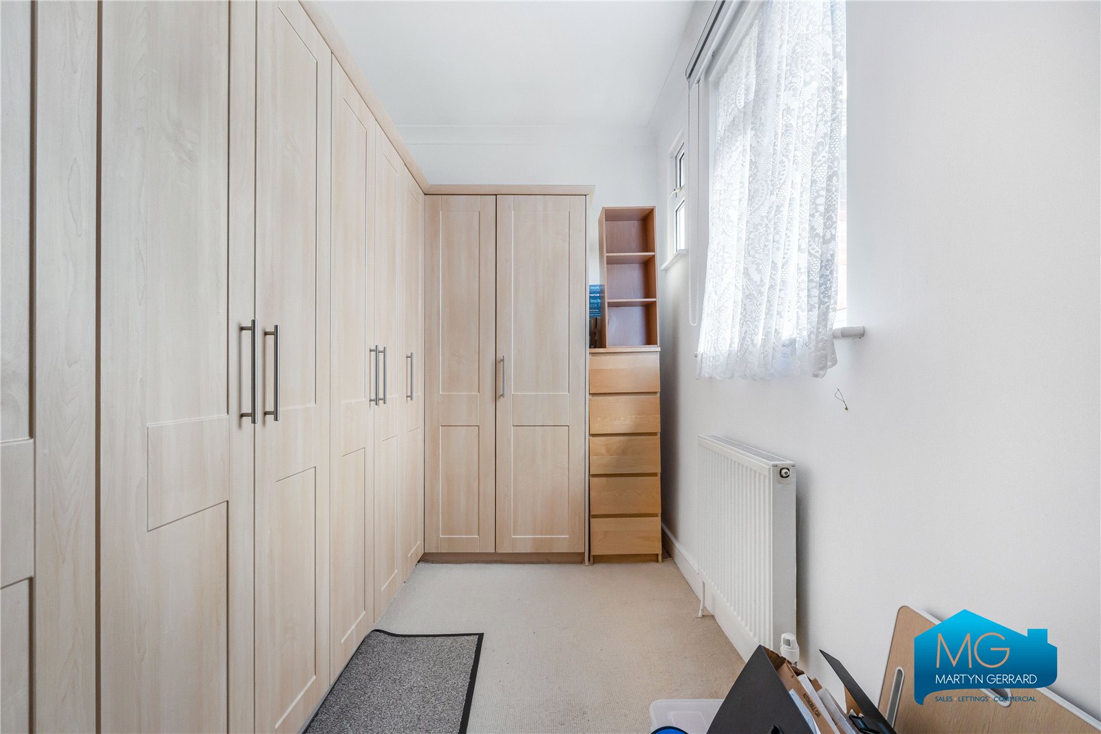 2 bedroom End of Terrace House to rent - Martyn Gerrard