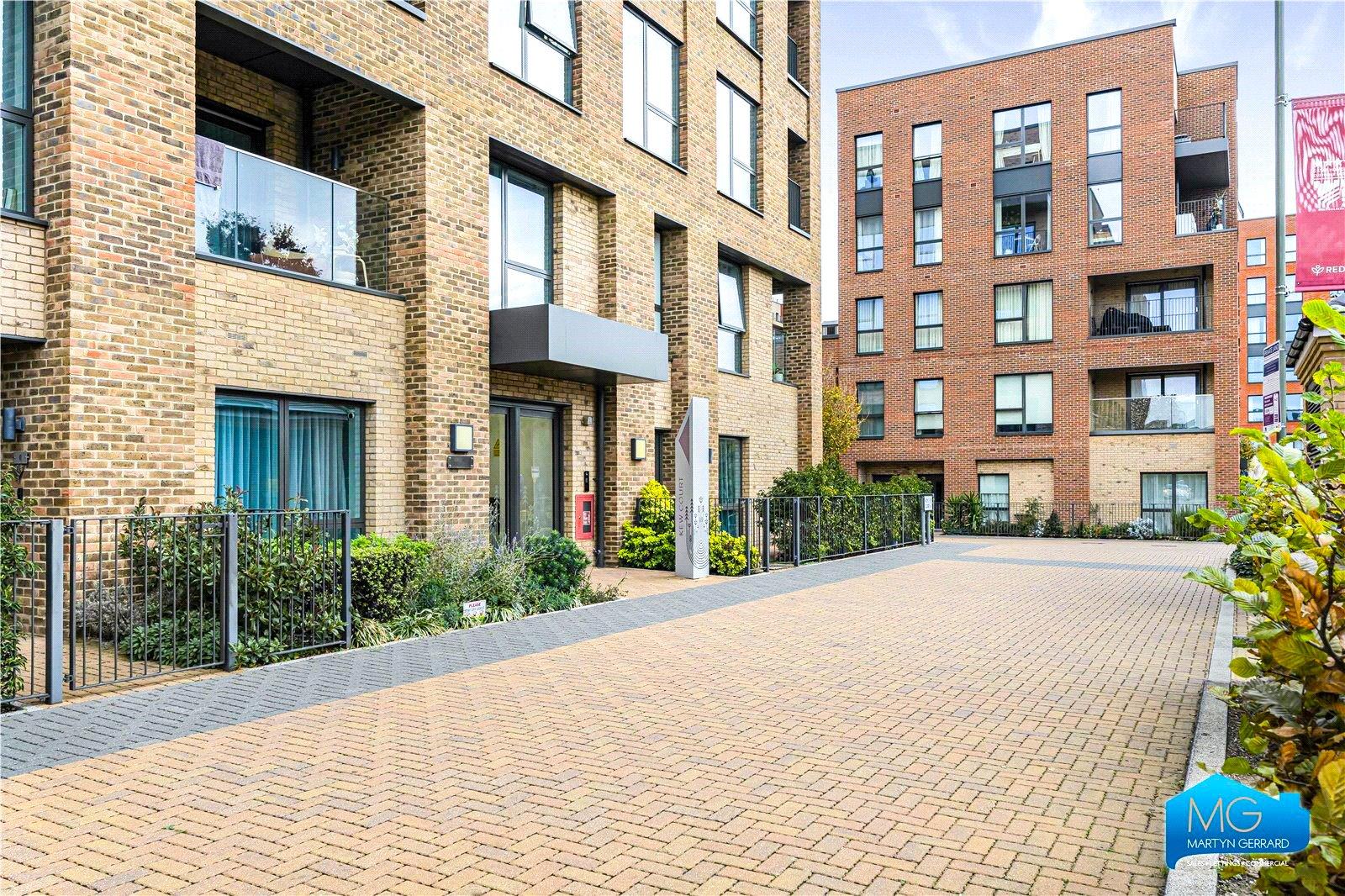 1 bedroom Apartment to rent - Martyn Gerrard