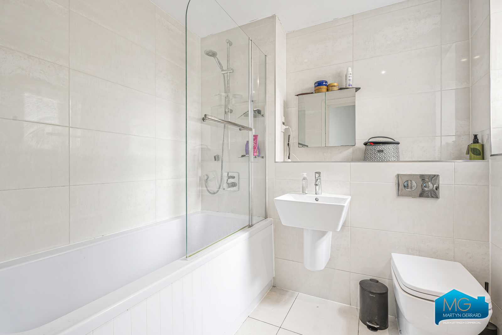 2 bedroom Apartment to rent - Martyn Gerrard