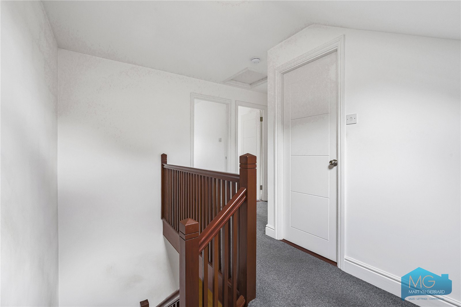 5 bedroom End of Terrace House to rent - Martyn Gerrard