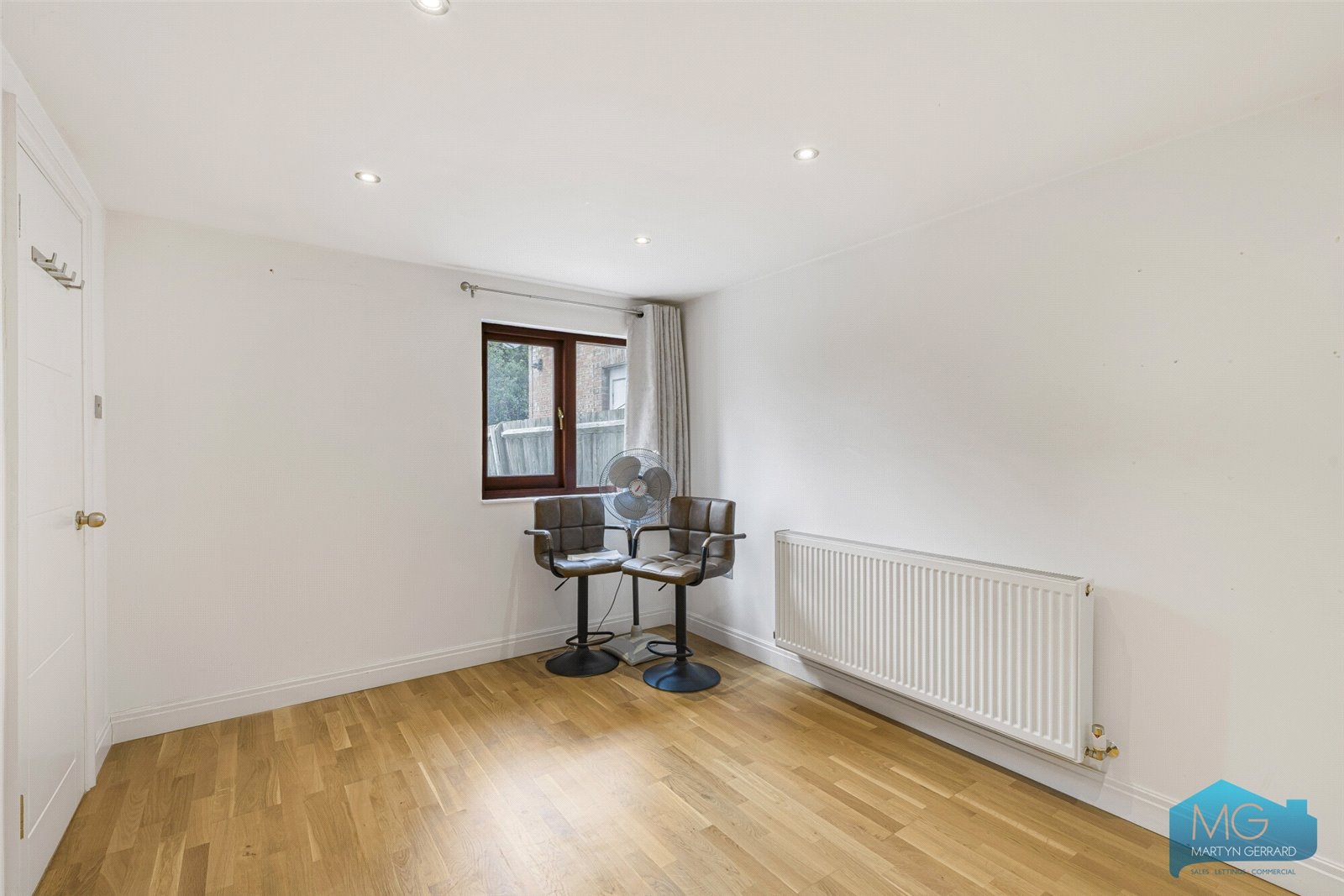 5 bedroom End of Terrace House to rent - Martyn Gerrard