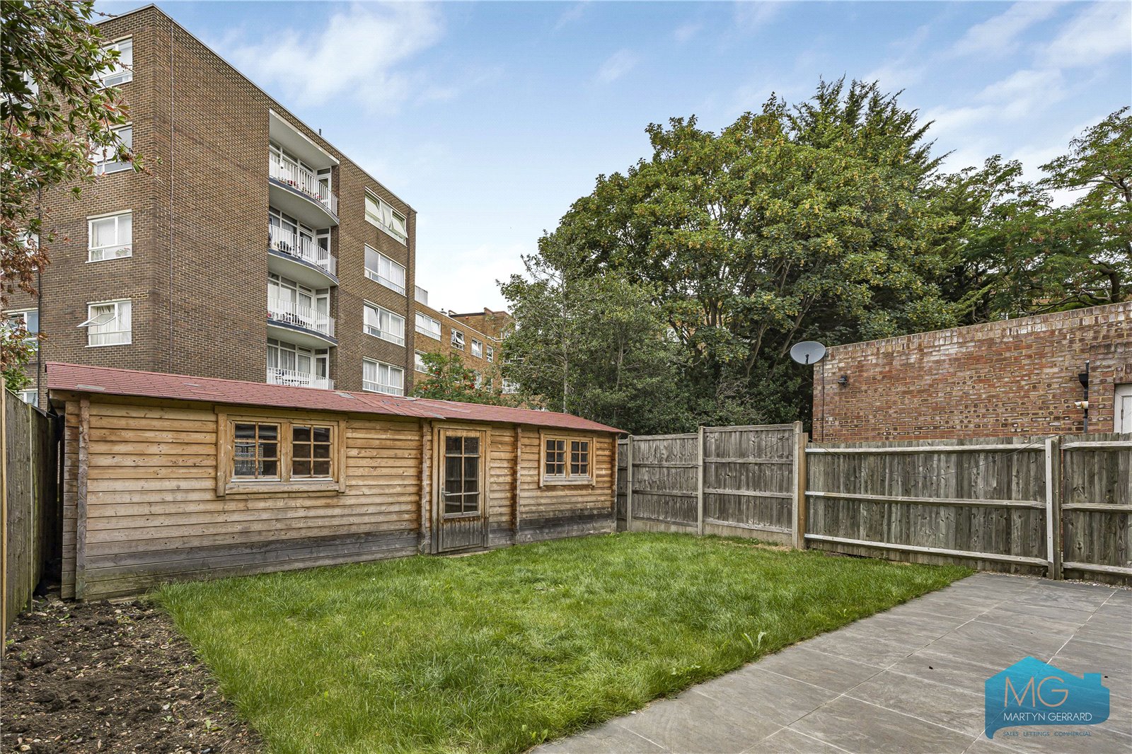 5 bedroom End of Terrace House to rent - Martyn Gerrard