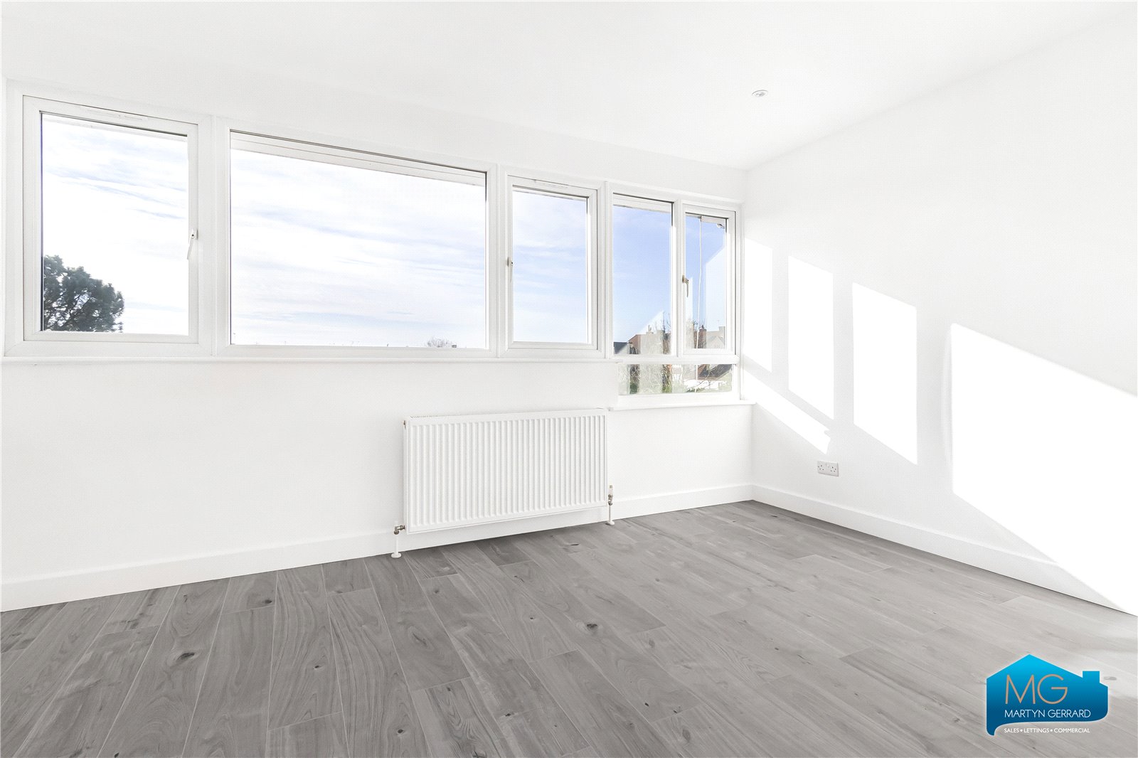 3 bedroom House to rent - Martyn Gerrard