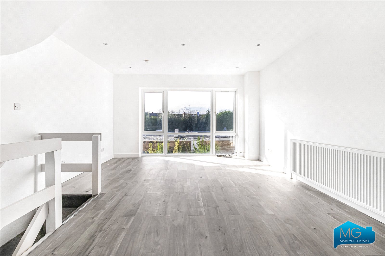 3 bedroom House to rent - Martyn Gerrard