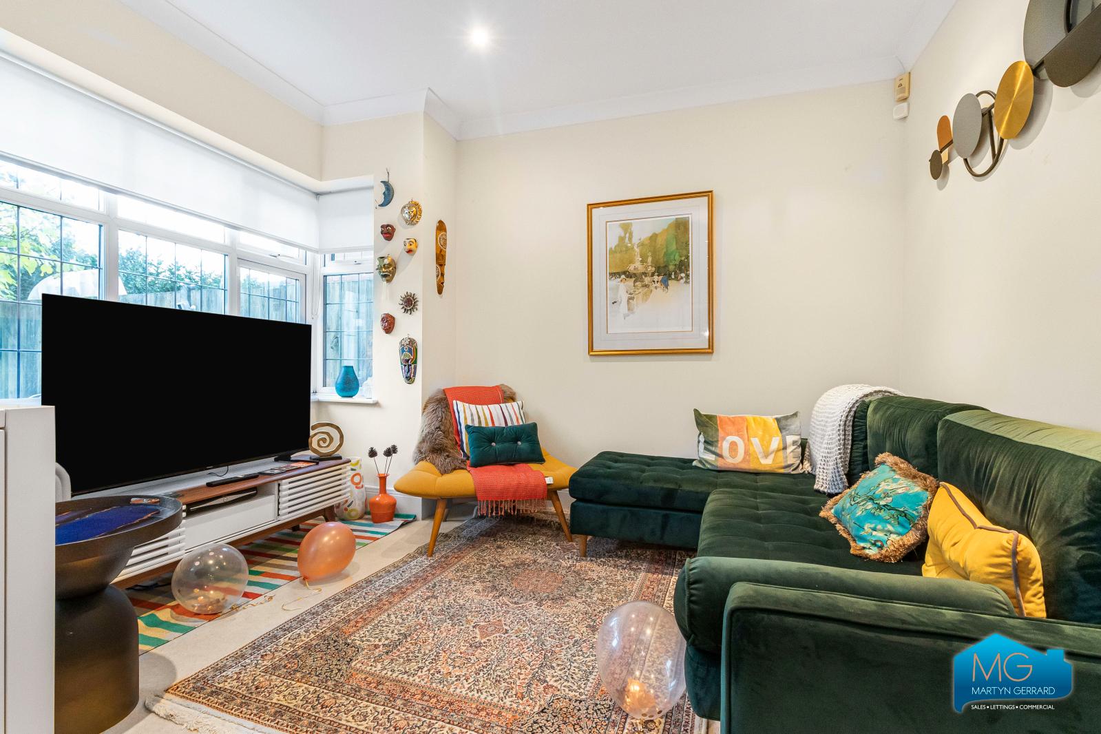 4 bedroom Detached House to rent - Martyn Gerrard