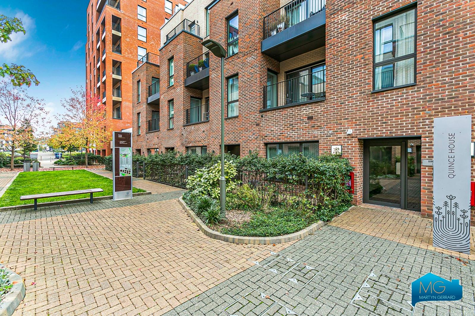 2 bedroom Apartment to rent - Martyn Gerrard