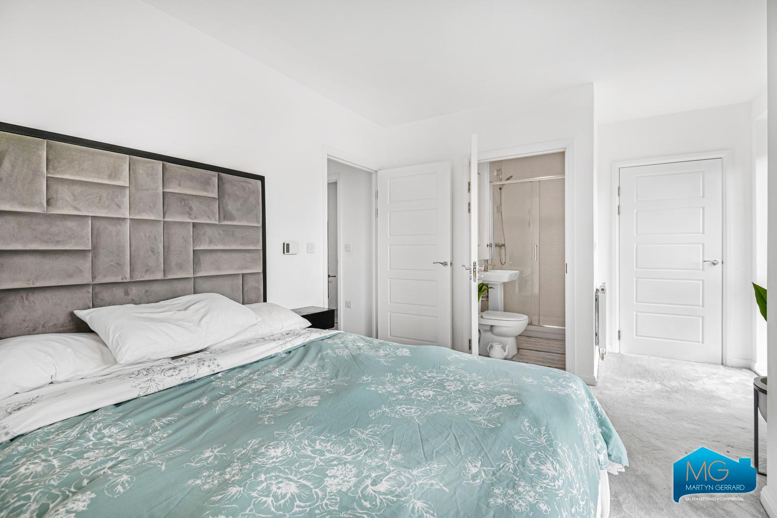 3 bedroom Ground Floor Flat to rent - Martyn Gerrard