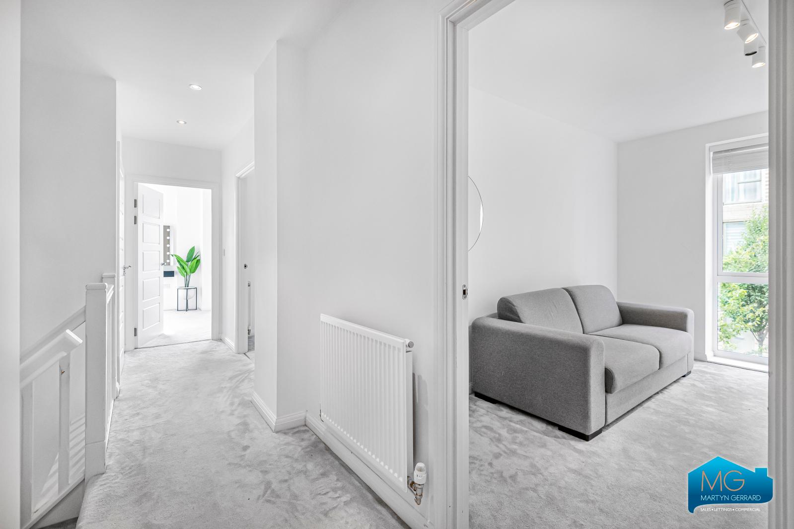 3 bedroom Ground Floor Flat to rent - Martyn Gerrard