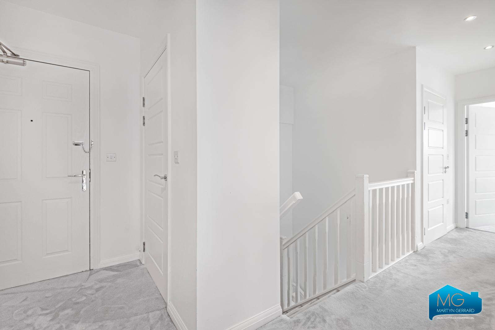 3 bedroom Ground Floor Flat to rent - Martyn Gerrard
