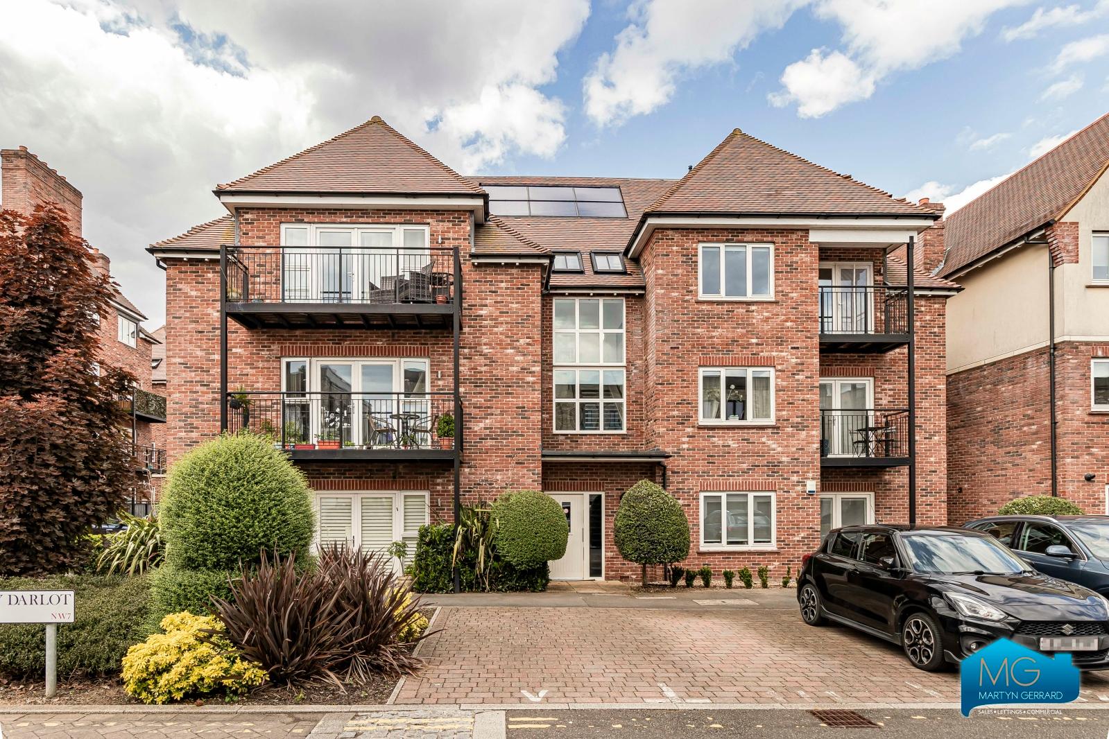 2 bedroom Apartment to rent - Martyn Gerrard