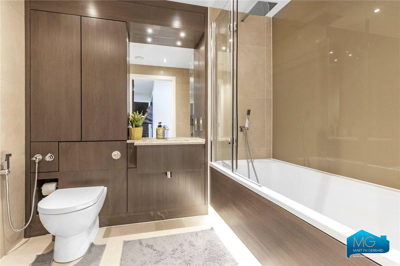 3 bedroom Apartment to rent - Martyn Gerrard