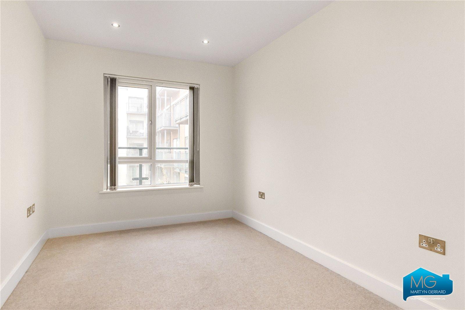 3 bedroom Apartment to rent - Martyn Gerrard