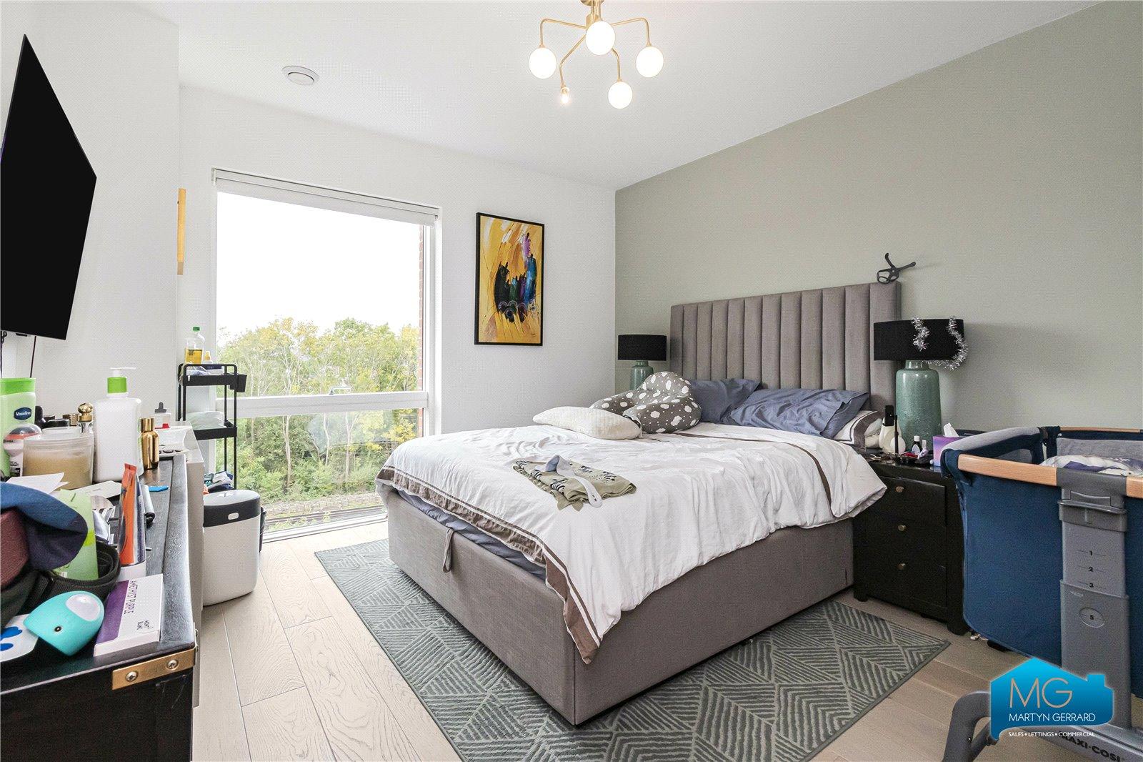 2 bedroom Apartment to rent - Martyn Gerrard
