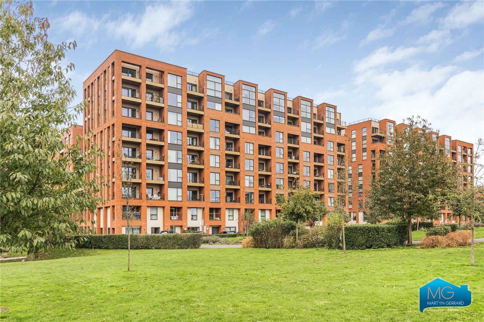 2 bedroom Apartment to rent - Martyn Gerrard