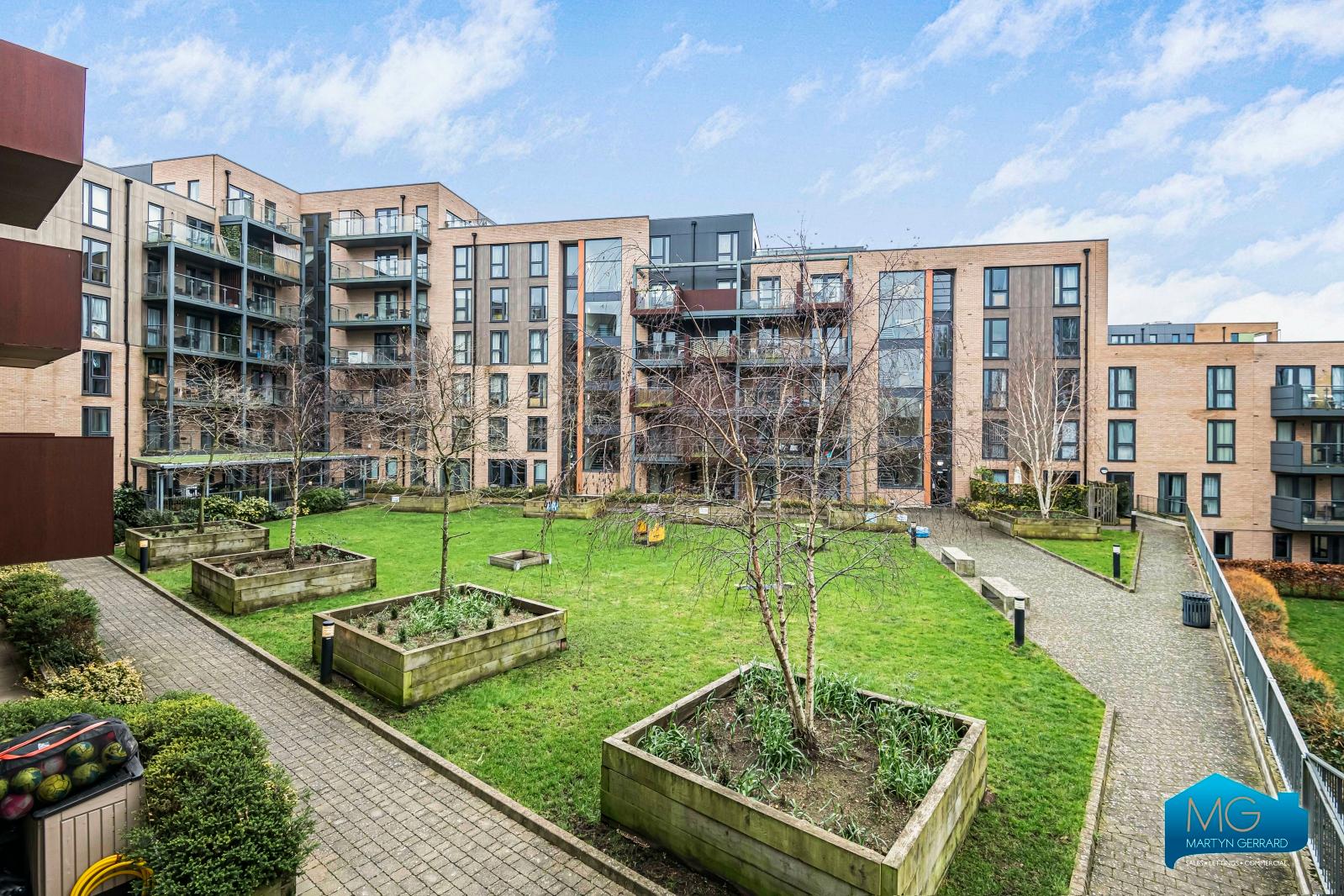 1 bedroom Apartment to rent - Martyn Gerrard