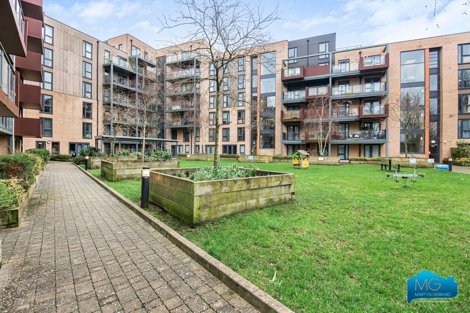 1 bedroom Apartment to rent - Martyn Gerrard