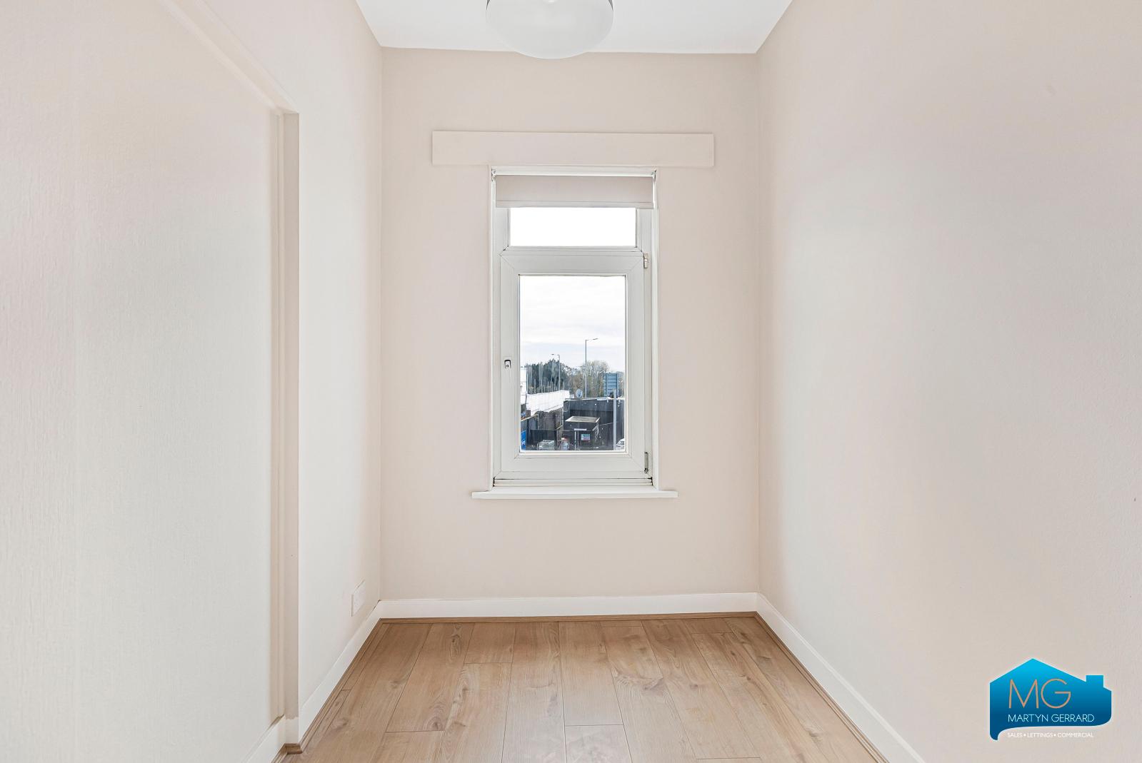2 bedroom Apartment to rent - Martyn Gerrard