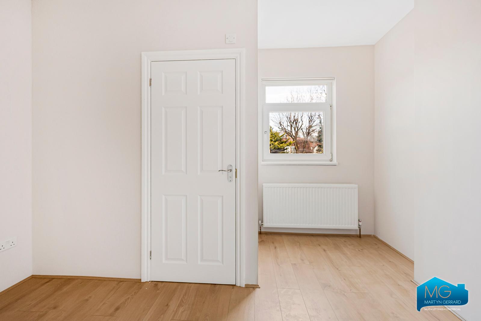 2 bedroom Apartment to rent - Martyn Gerrard