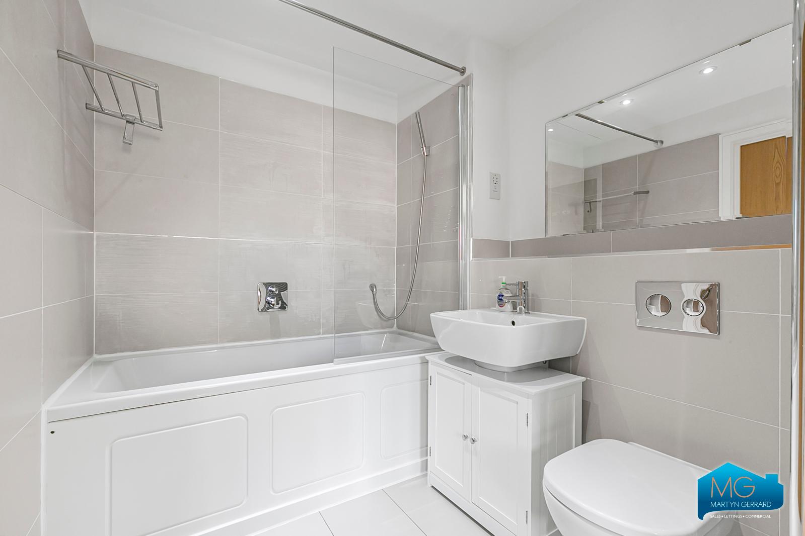 3 bedroom Terraced House to rent - Martyn Gerrard