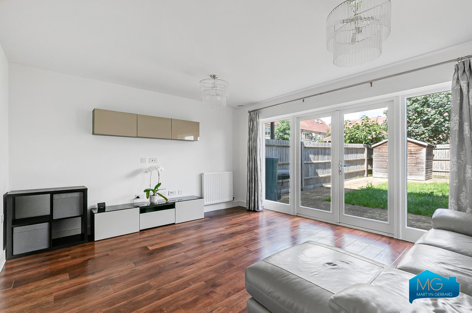 3 bedroom Terraced House to rent - Martyn Gerrard