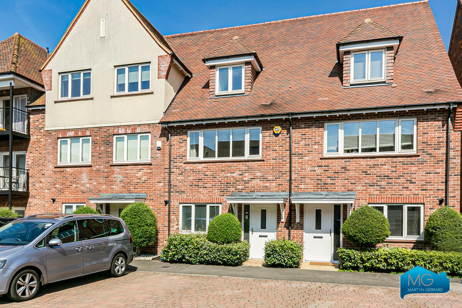 3 bedroom Terraced House to rent - Martyn Gerrard