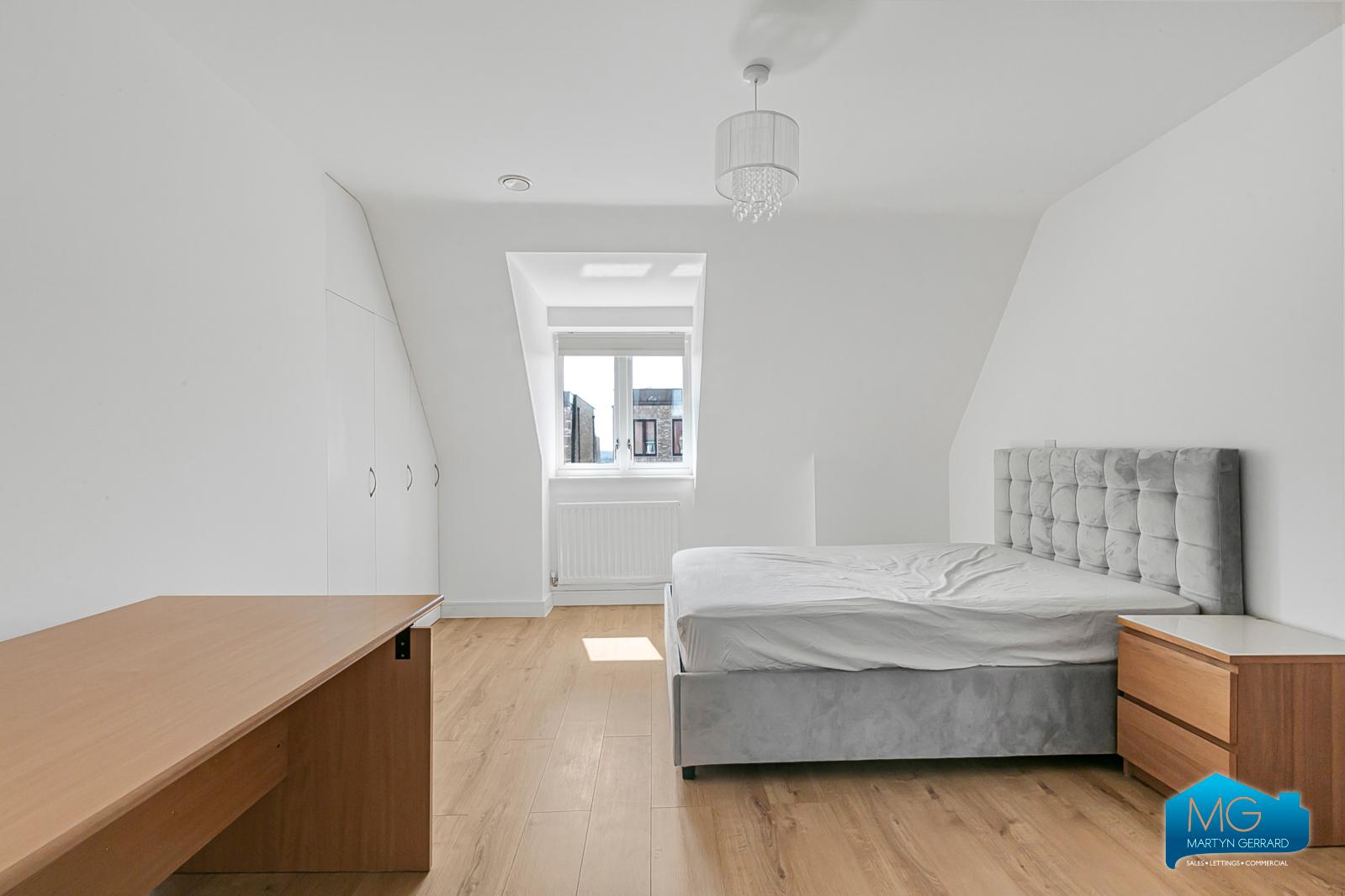 3 bedroom Terraced House to rent - Martyn Gerrard