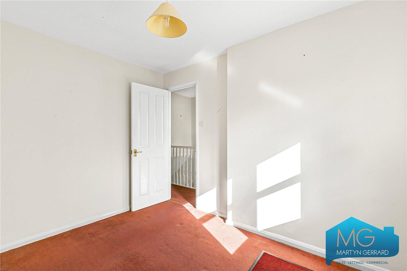 3 bedroom End of Terrace House to rent - Martyn Gerrard