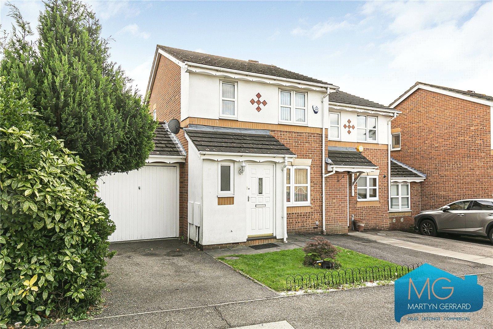 3 bedroom End of Terrace House to rent - Martyn Gerrard