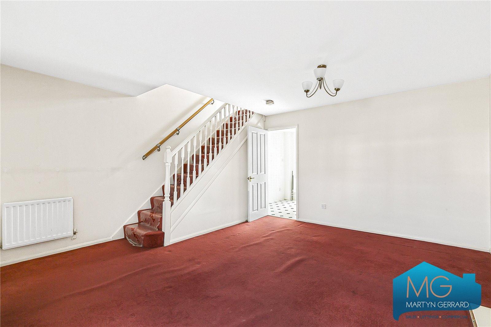 3 bedroom End of Terrace House to rent - Martyn Gerrard