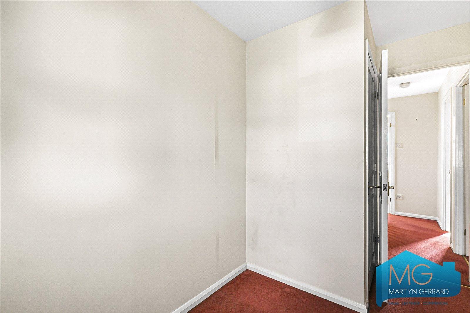 3 bedroom End of Terrace House to rent - Martyn Gerrard