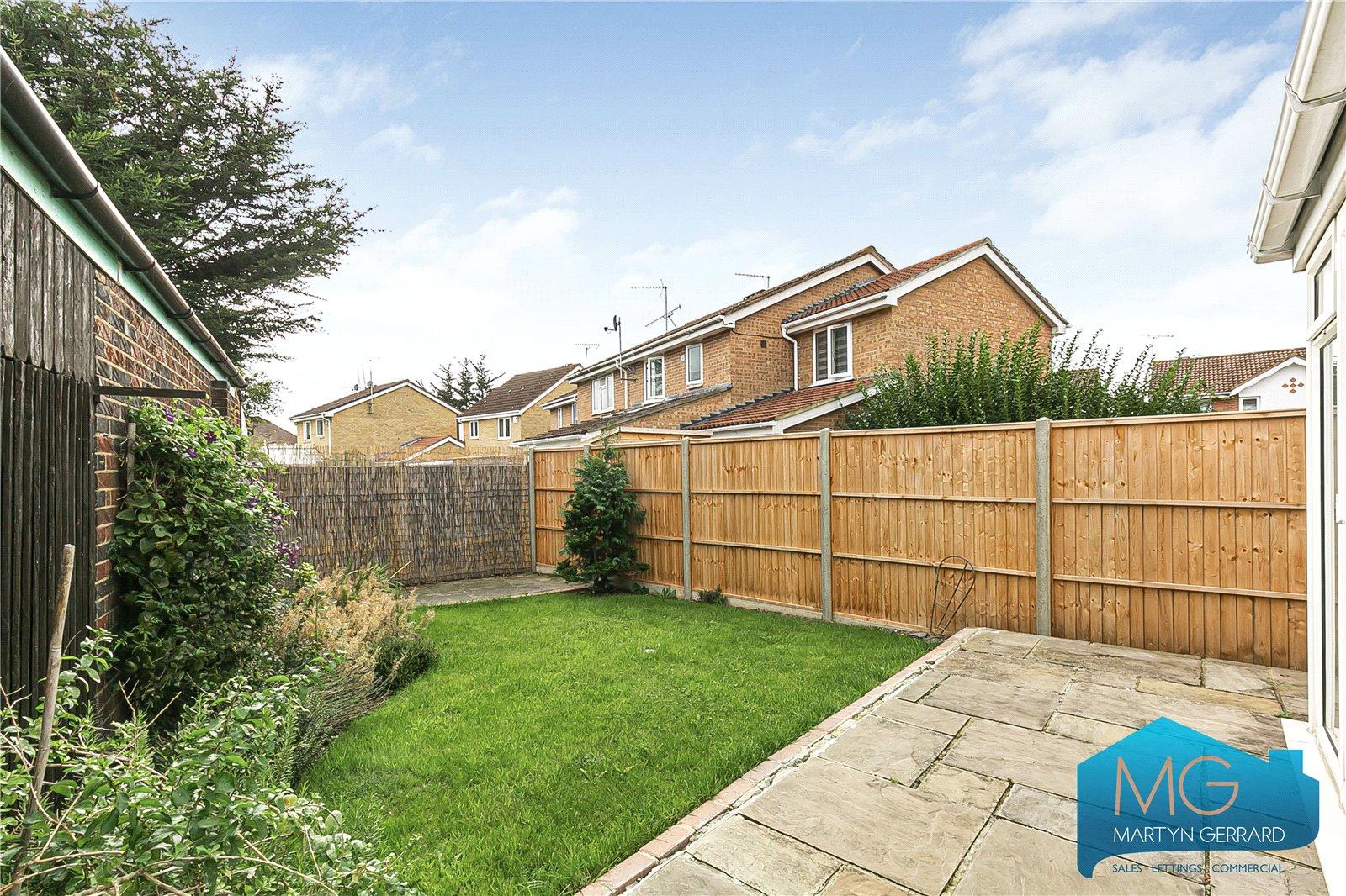 3 bedroom End of Terrace House to rent - Martyn Gerrard