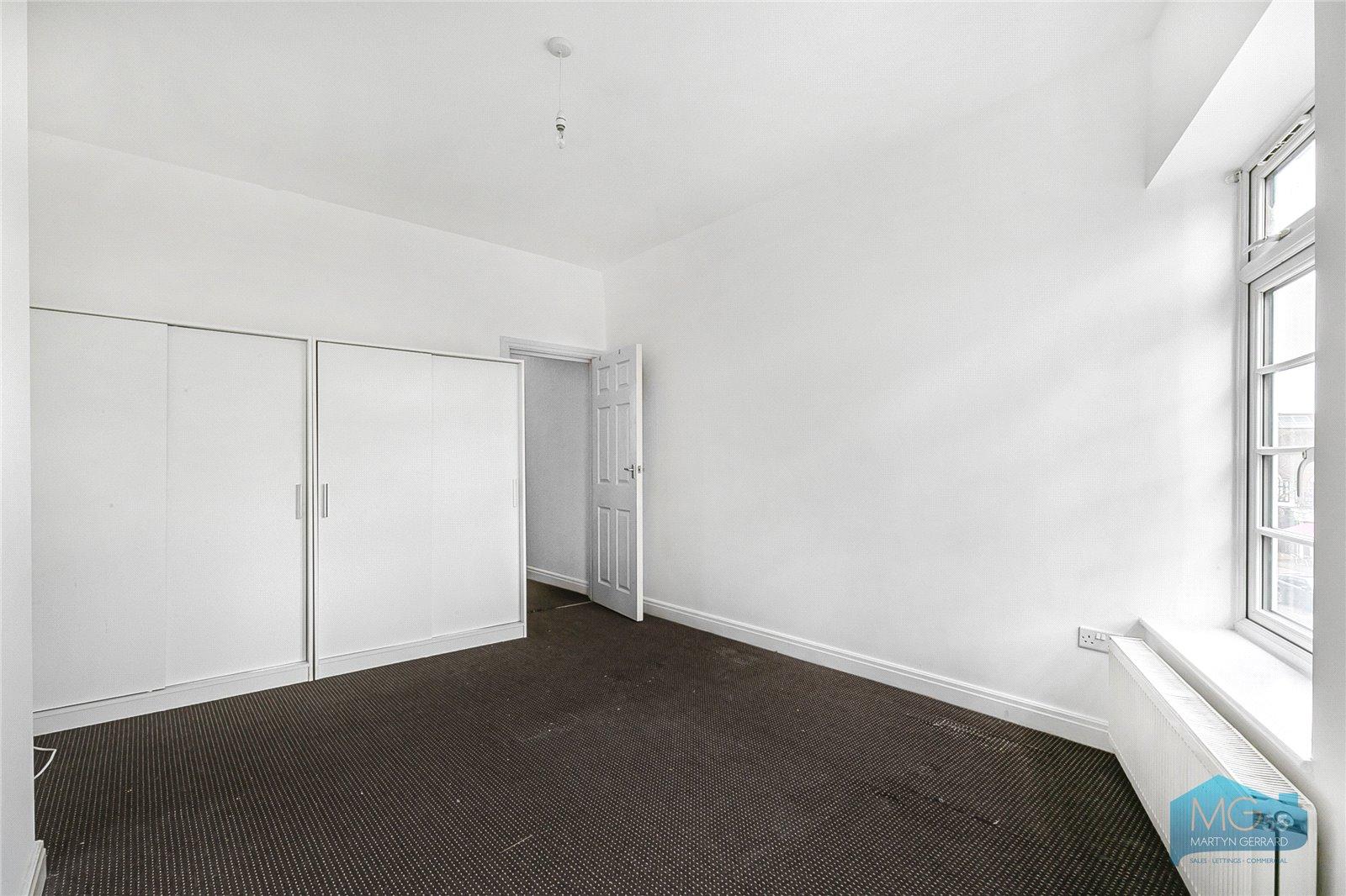 1 bedroom Apartment to rent - Martyn Gerrard