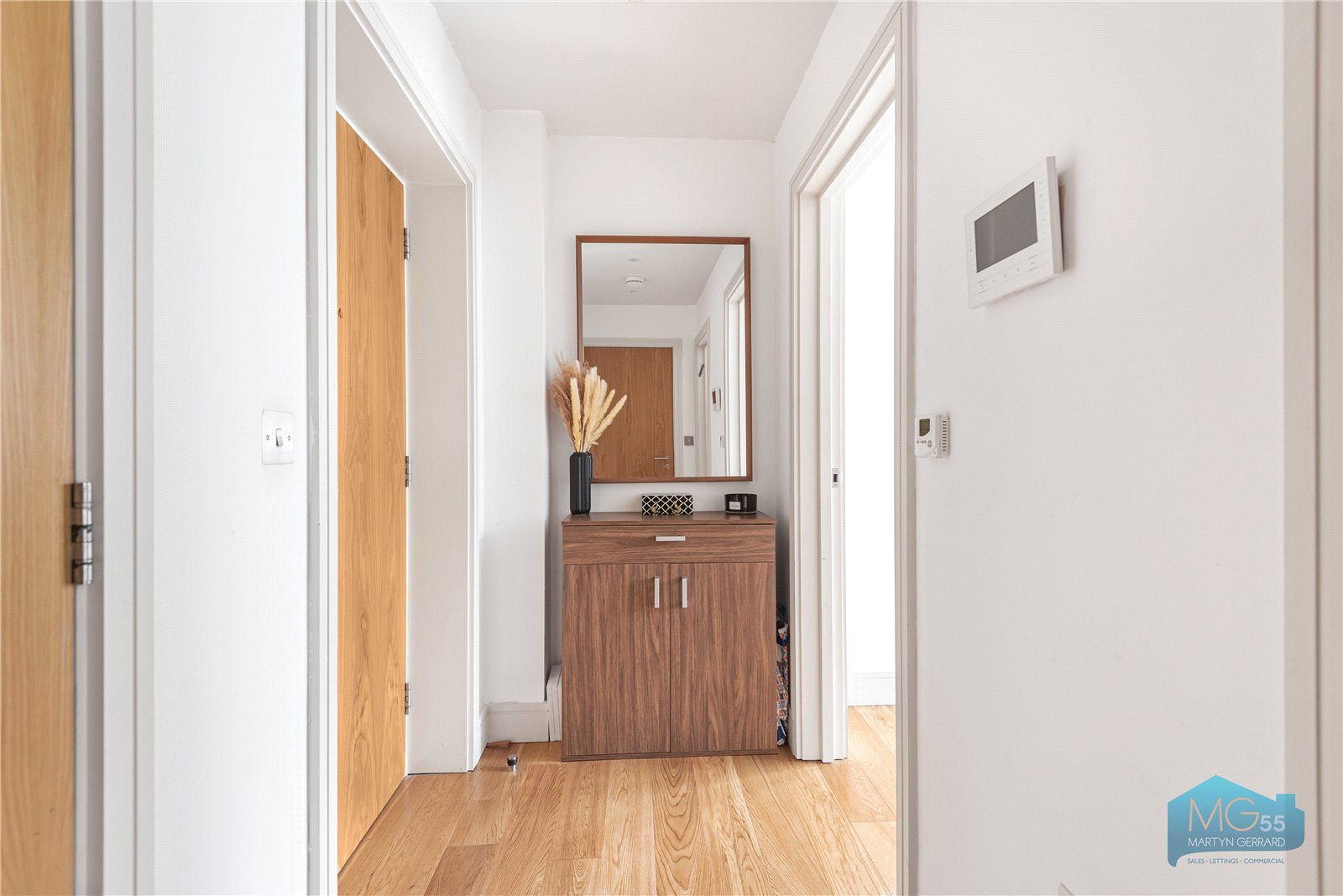 1 bedroom Apartment to rent - Martyn Gerrard