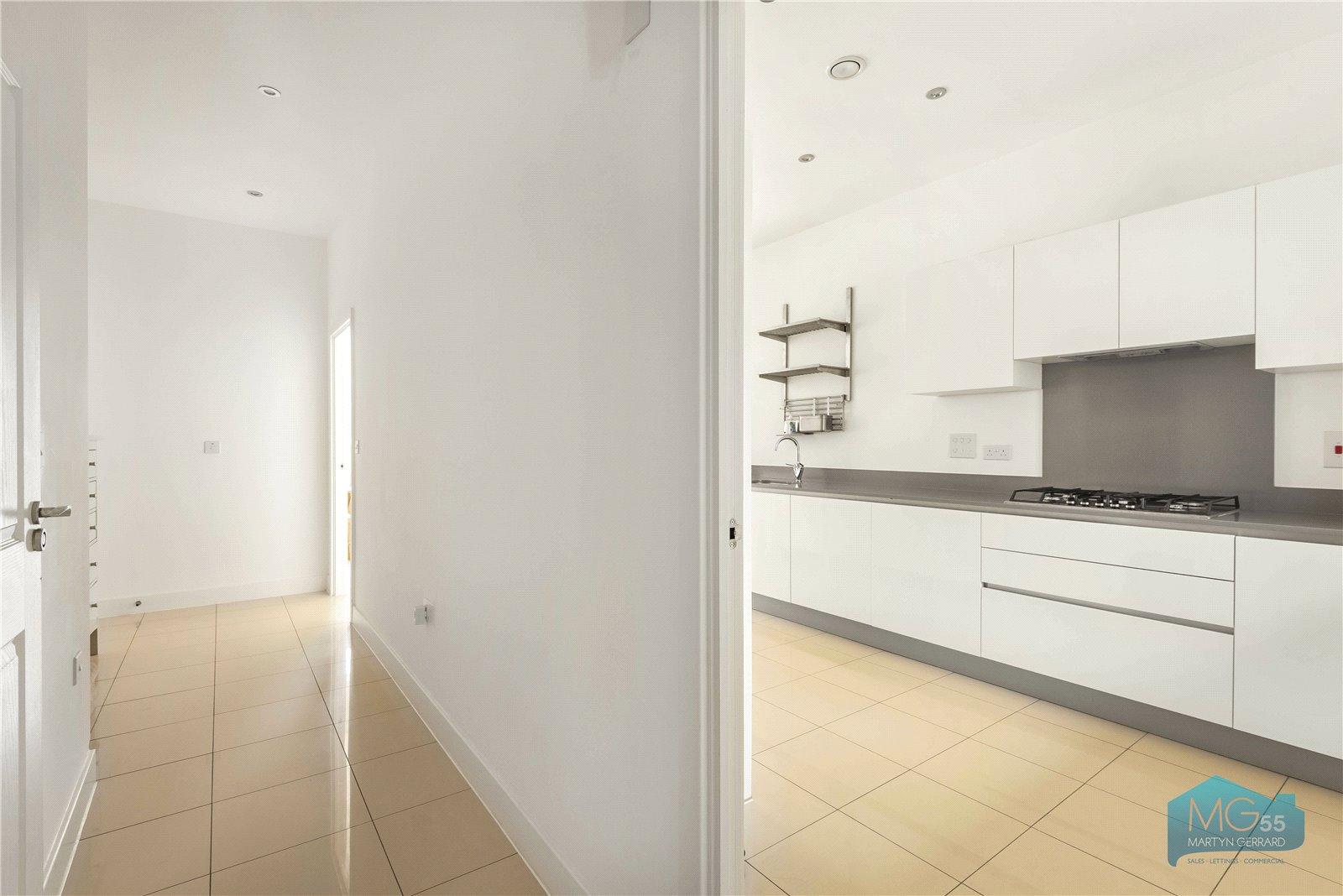 4 bedroom Terraced House to rent - Martyn Gerrard