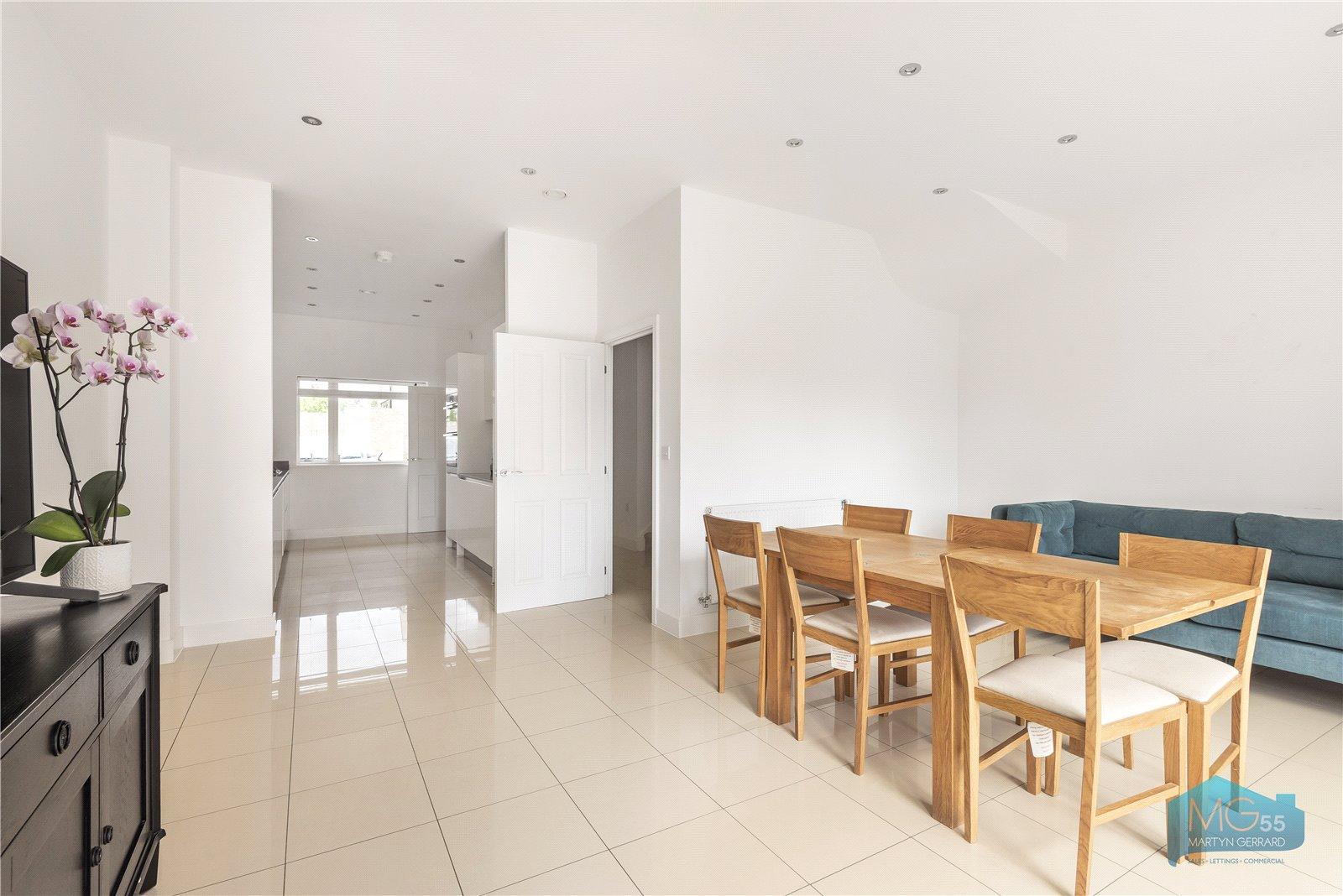 4 bedroom Terraced House to rent - Martyn Gerrard
