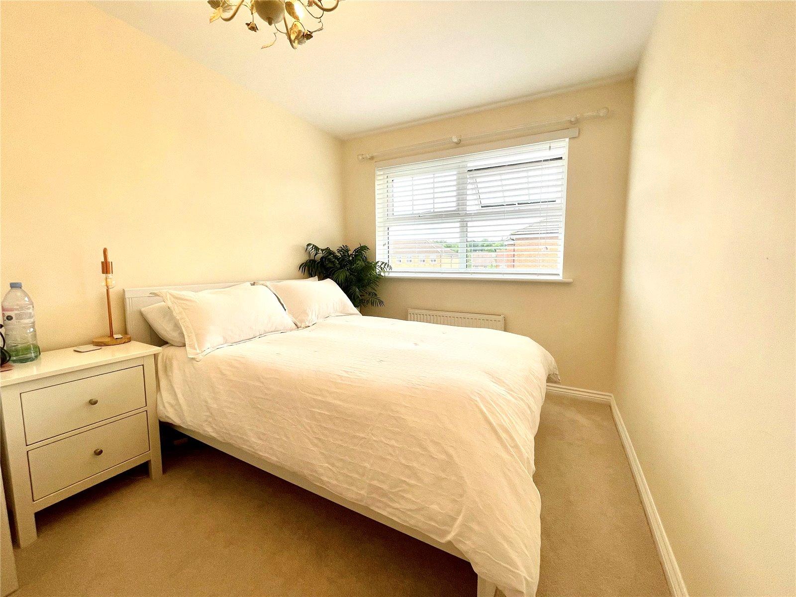 2 bedroom Apartment to rent - Martyn Gerrard