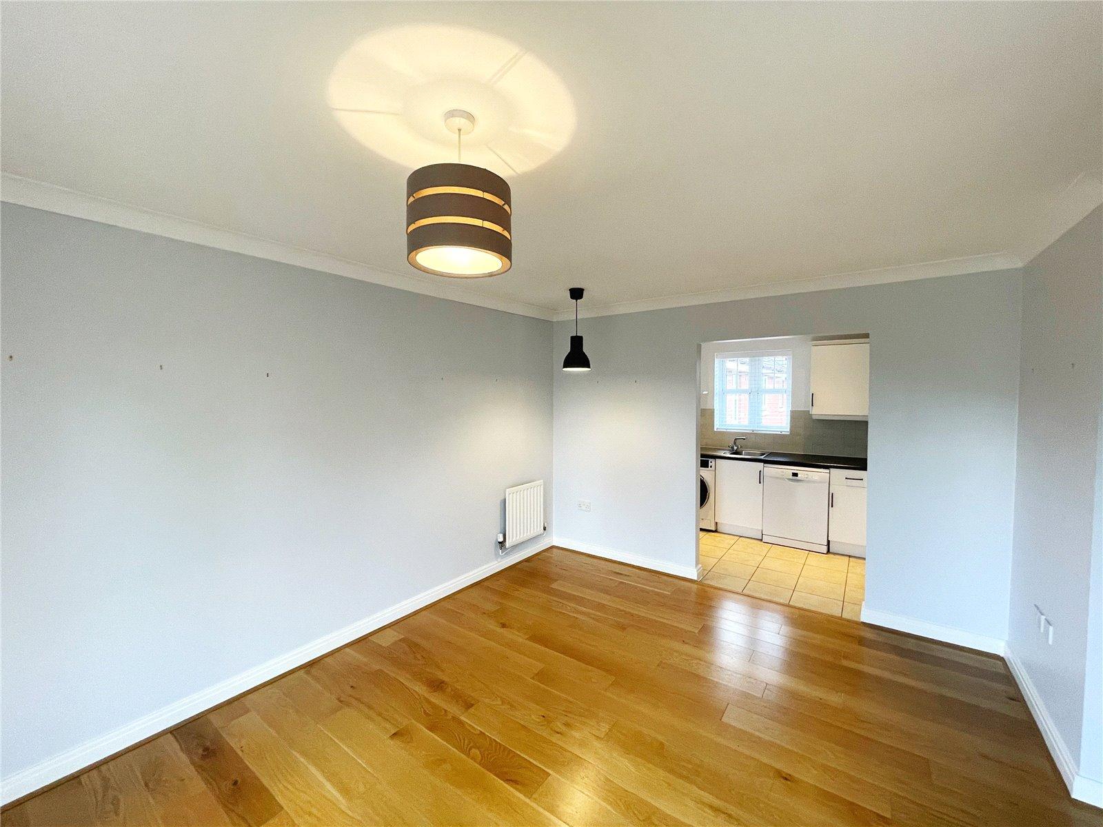 2 bedroom Apartment to rent - Martyn Gerrard