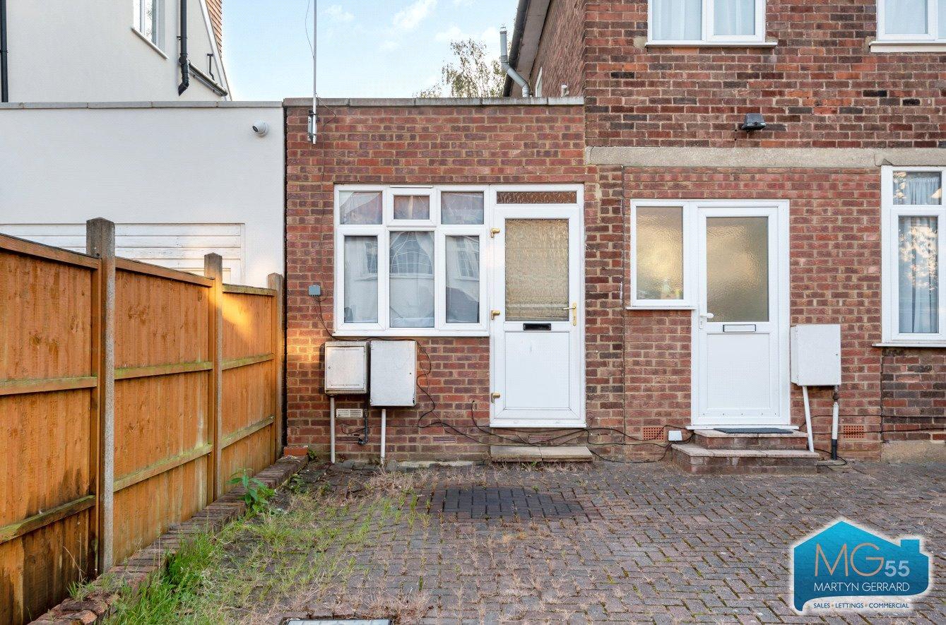1 bedroom Apartment to rent - Martyn Gerrard
