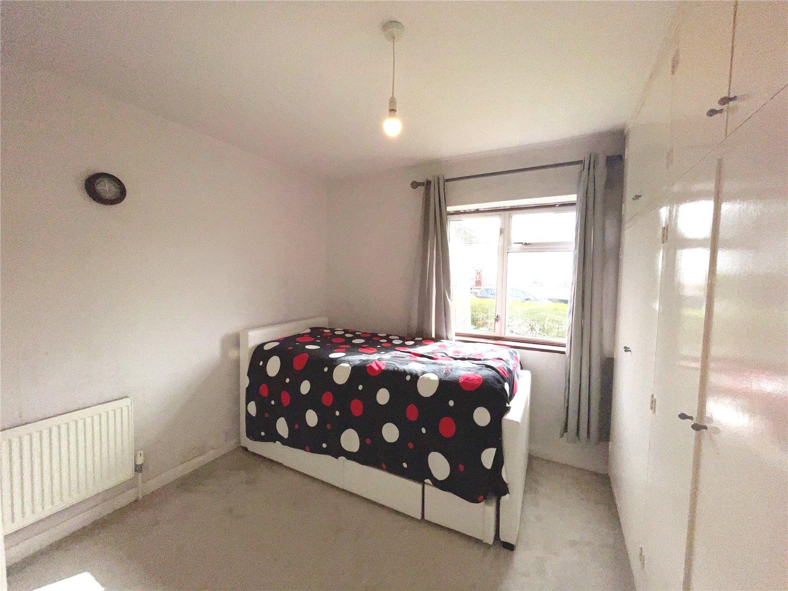 2 bedroom Apartment to rent - Martyn Gerrard