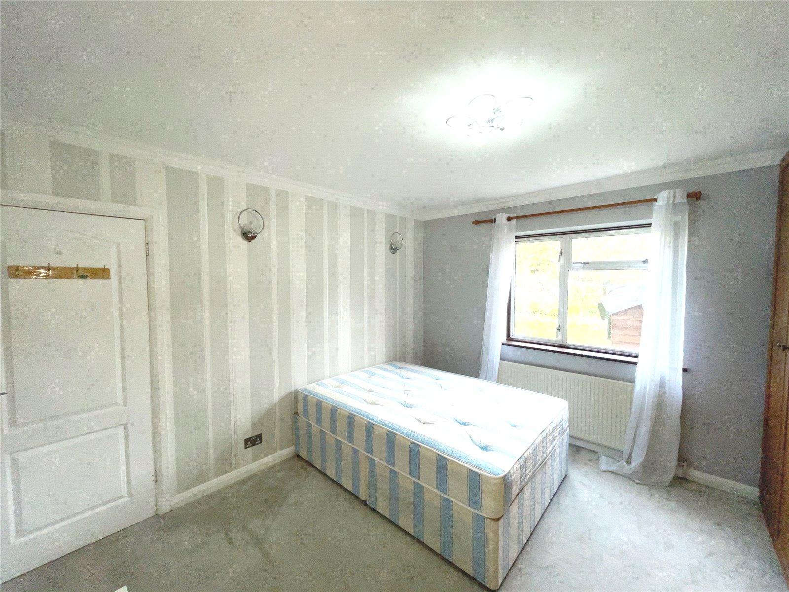 2 bedroom Apartment to rent - Martyn Gerrard