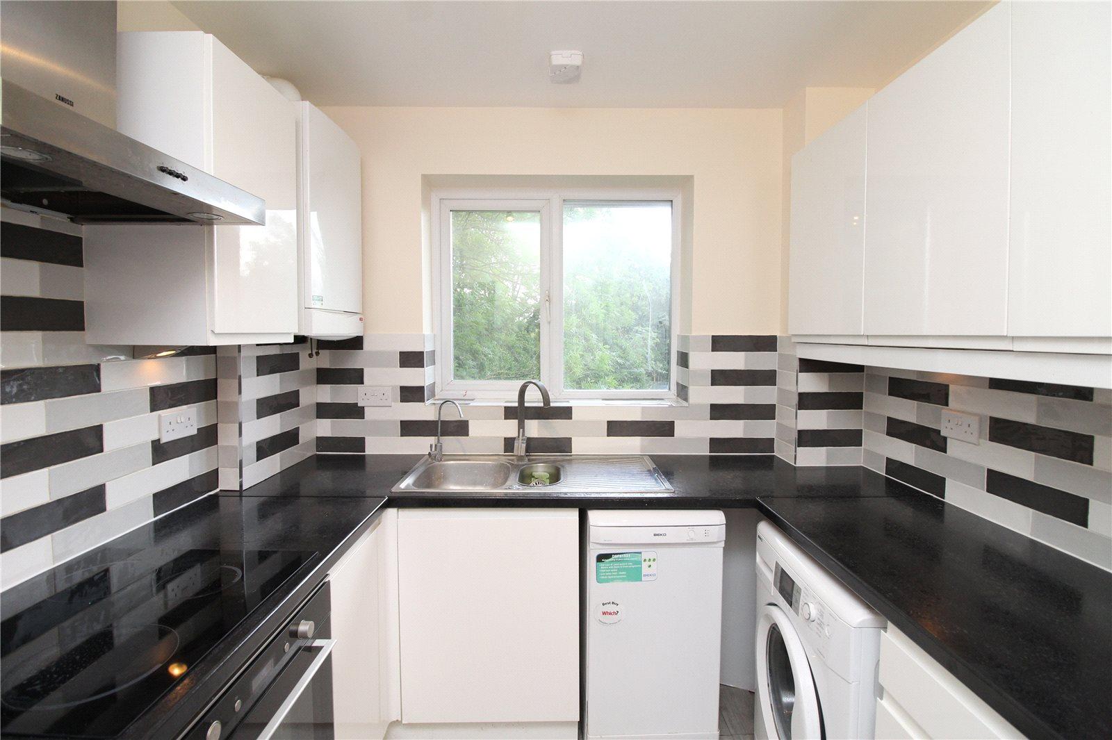 2 bedroom Maisonette to rent - Martyn Gerrard