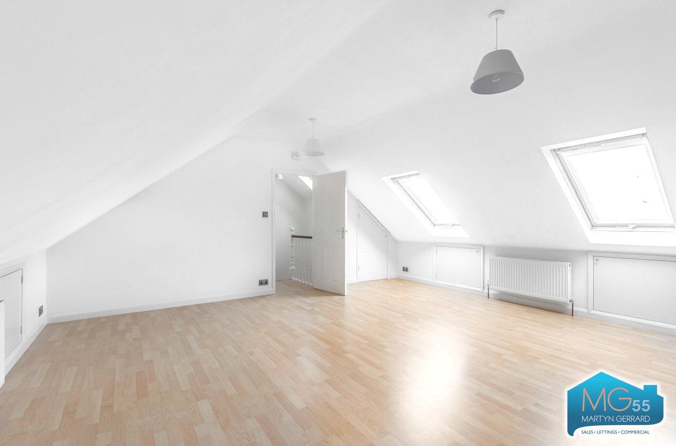 3 bedroom Maisonette to rent - Martyn Gerrard