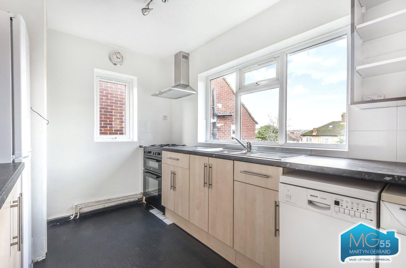 3 bedroom Maisonette to rent - Martyn Gerrard