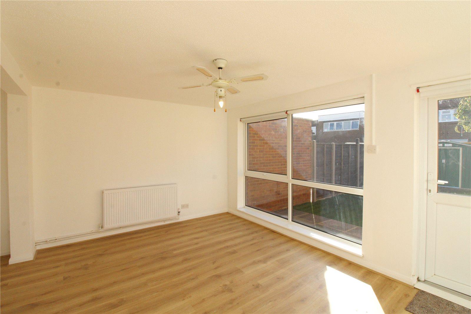 2 bedroom Terraced House to rent - Martyn Gerrard